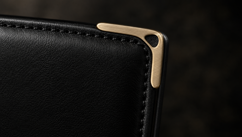 MARLO gold corner detail